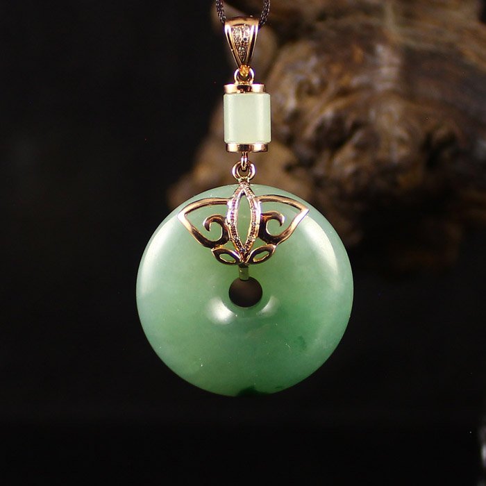 18K Gold Inlay Jadeite Butterfly Design Lucky Pendant (1 of 8)