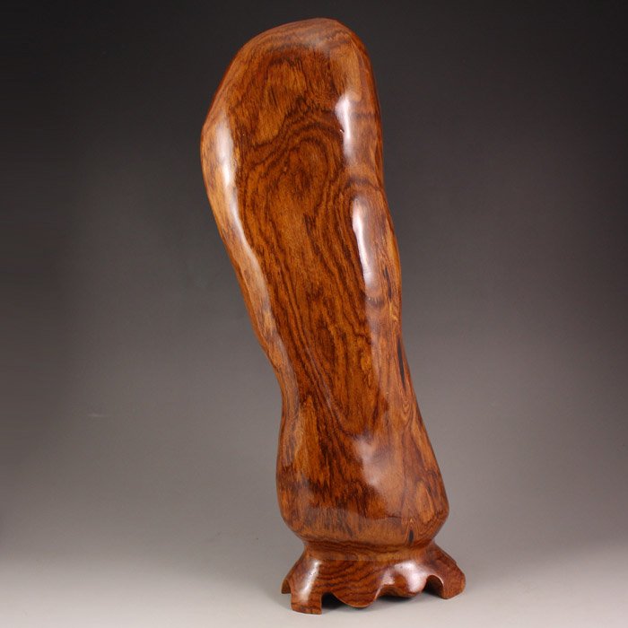 Chinese Natural Huali Wood Statue: Chinese Natural Huali Wood StatueDimension:370*120*120(mm) 14.57*4.72*4.72(in) Weight 4.28 lbs/1943 g The world there is Shen Tan, sandalwood, green Tan, ebony, rosewood, red sandalwood, Jin Yao Tan,