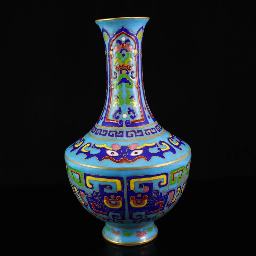 Hand-painted Chinese Gold-plating Enamel Porcelain Vase (1 of 9)