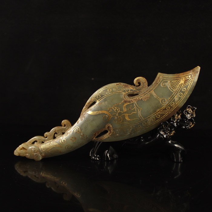 Chinese Han Dynasty Gold-plating Dragon Head Axe Statue (1 of 6)