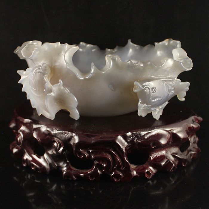 Superb Chinese Natural Agate Brush Washer Carved Fish (1 of 9)