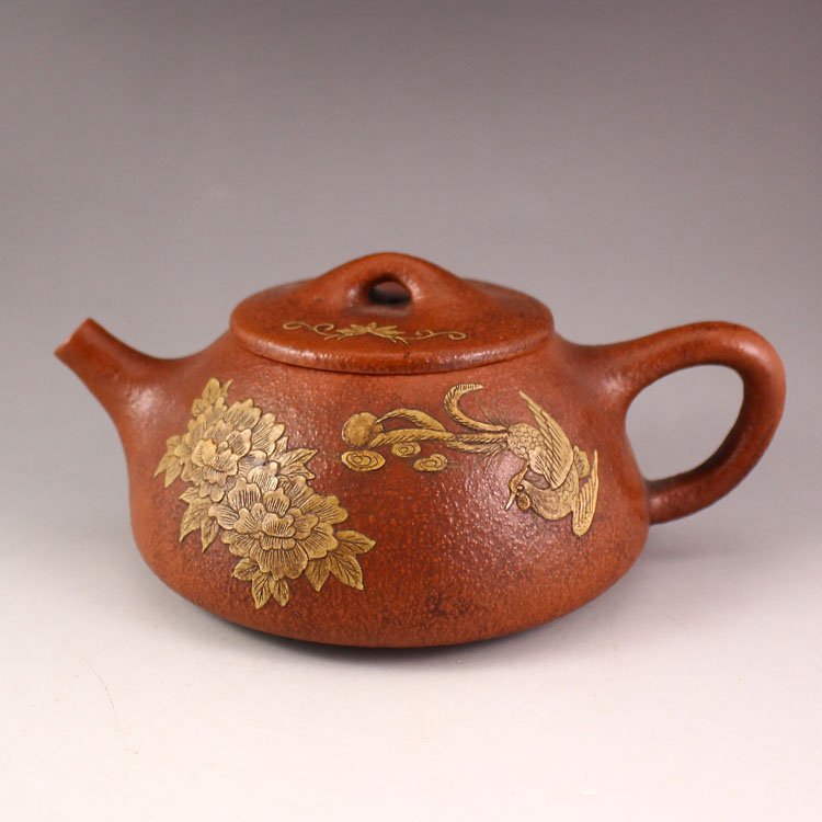 Handmade Chinese Yixing Zisha / Purple Clay Teapot (1 of 6)