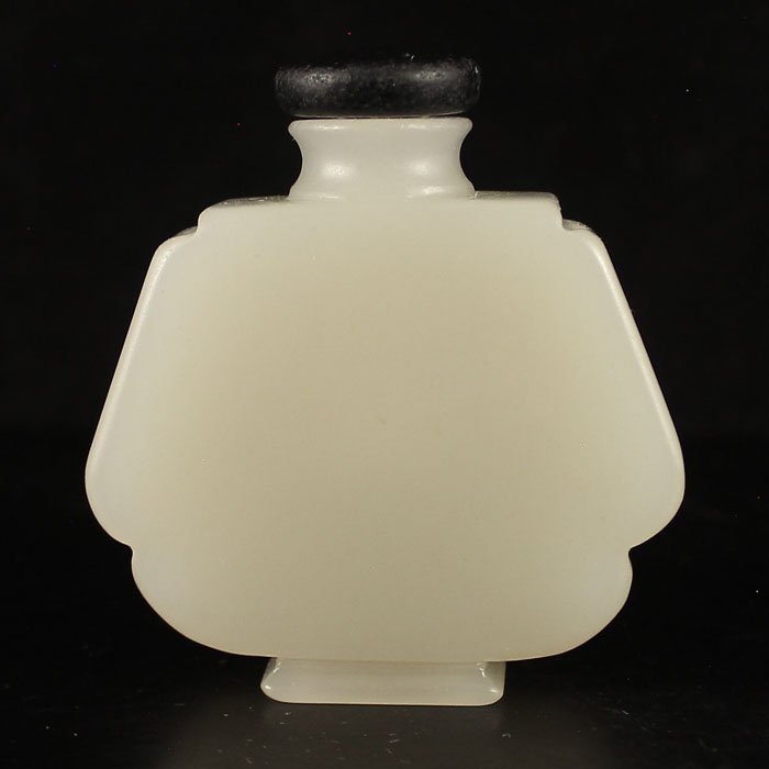 Hand Carved Chinese Natural Hetian Jade Snuff Bottle (1 of 6)