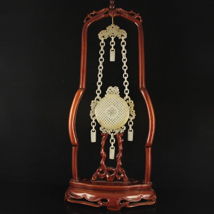 Openwork Chinese Natural Hetian Jade Sachet Statue (1 of 10)