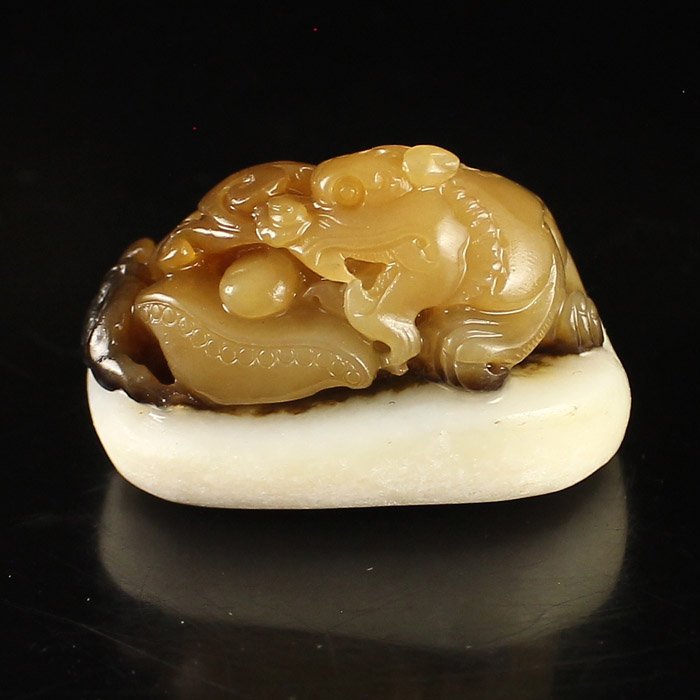 Chinese Natural Hetian Jade Pendant - Fortune Pixiu (1 of 6)