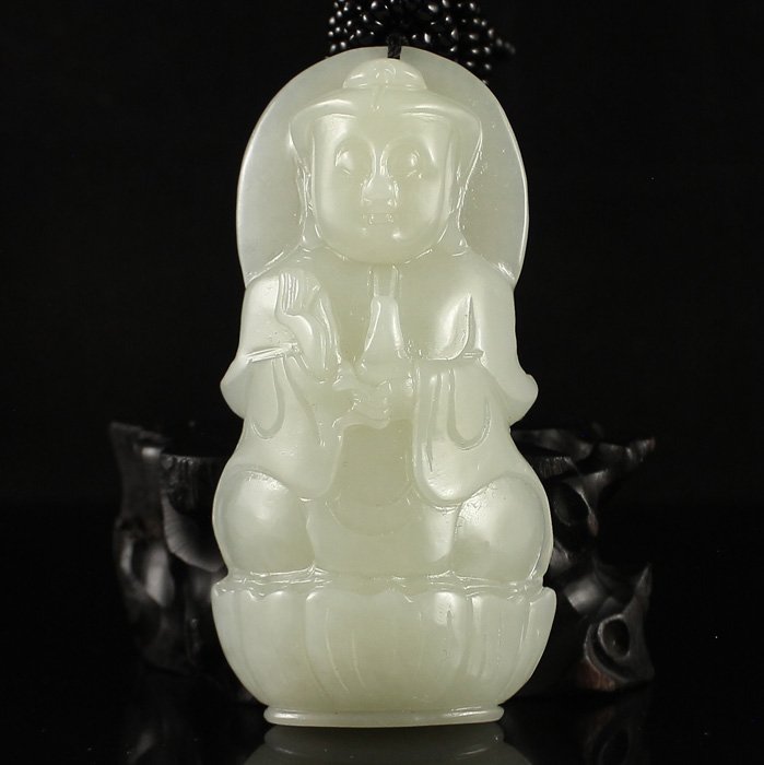 Chinese Natural Hetian Jade Pendant - Kwan-yin (1 of 6)