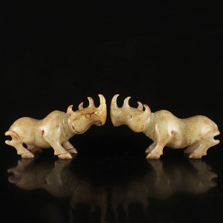 A Pair Chinese Hetian Jade Statue - Rhinoceroses (1 of 9)