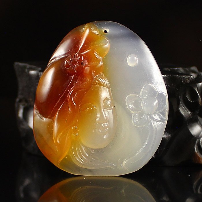 Chinese Natural Agate Pendant - Beautiful Girl (1 of 7)