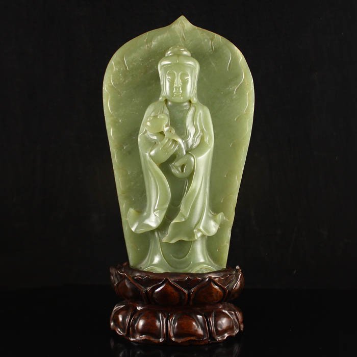 Chinese Natural Hetian Jade Statue - Kwan-yin (1 of 7)