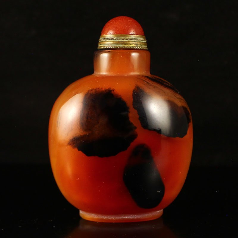 Beautiful Design Chinese Natural Agate Snuff Bottle (1 of 6)