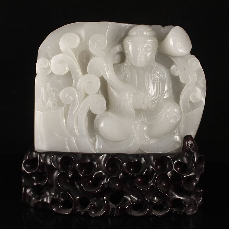 Chinese White Hetian Jade Statue - Lotus Kwan-yin: Superb Chinese Natural White Hetian Jade Statue - Lotus Kwan-yin Dimension:140*110*20(mm) 5.51*4.33*0.79 (in) Weight 1.69 lbs/767 g Tips about Chinese Hetian Nephrite Jade Hetian jade is a nephrite ja