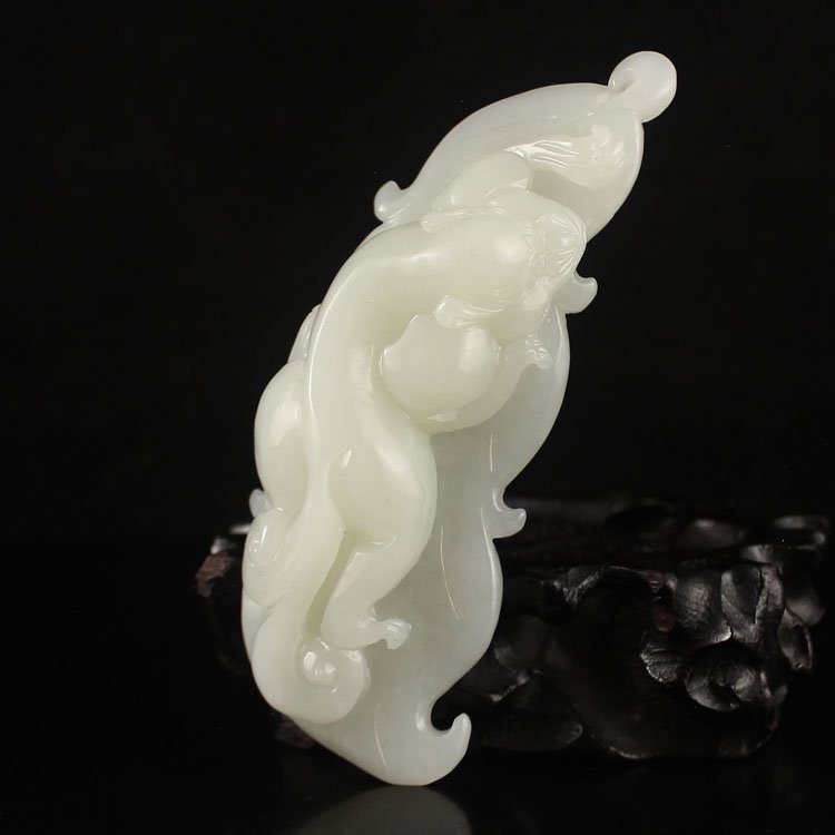 Chinese Natural White Hetian Jade Pendant - Li Dragon: Chinese Natural White Hetian Jade Pendant - Li Dragon Dimension: 97*34*19(mm) 3.82*1.34*0.75(in) Weight 0.16 lbs/72 g Tips about Chinese Hetian Nephrite Jade Hetian jade is a nephrite jade and is rega