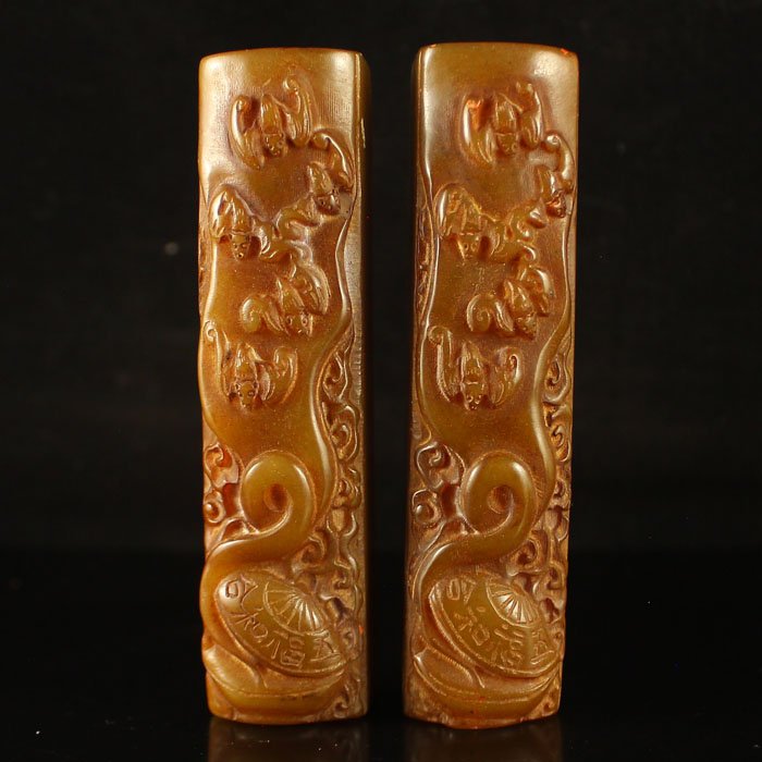 A Pair Chinese Natural Shoushan Stone Paperweight (1 of 7)