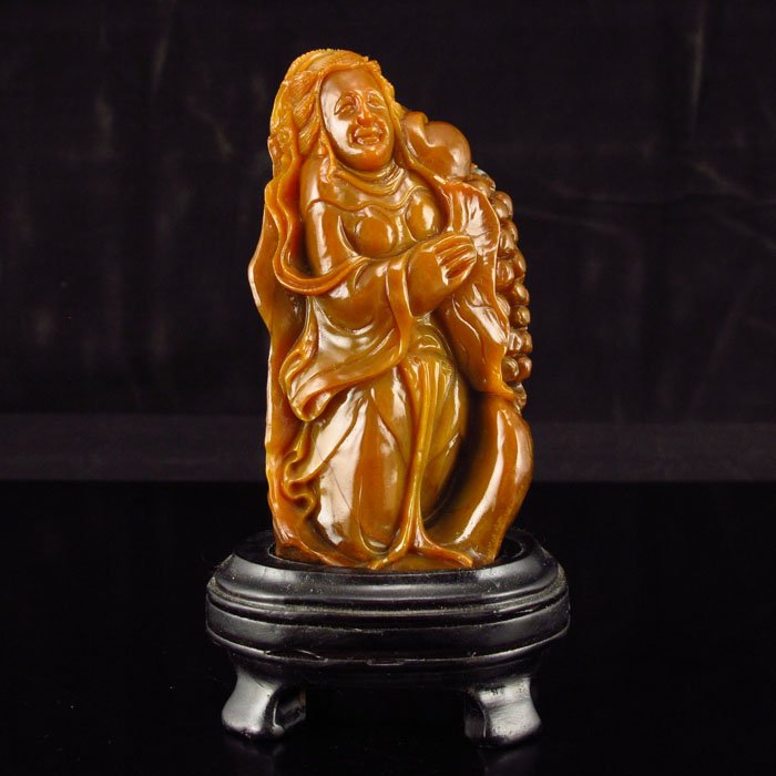 Chinese Natural Shoushan Stone Girl Statue: Chinese Natural Shoushan Stone Girl Statue Dimension: 92*44*22(mm) 3.62*1.73*0.87(in) Weight 0.24 lbs/108 g Tips about Shoushan Stone Chinese Fujian Shoushan stone is one of four Chinese traditional s