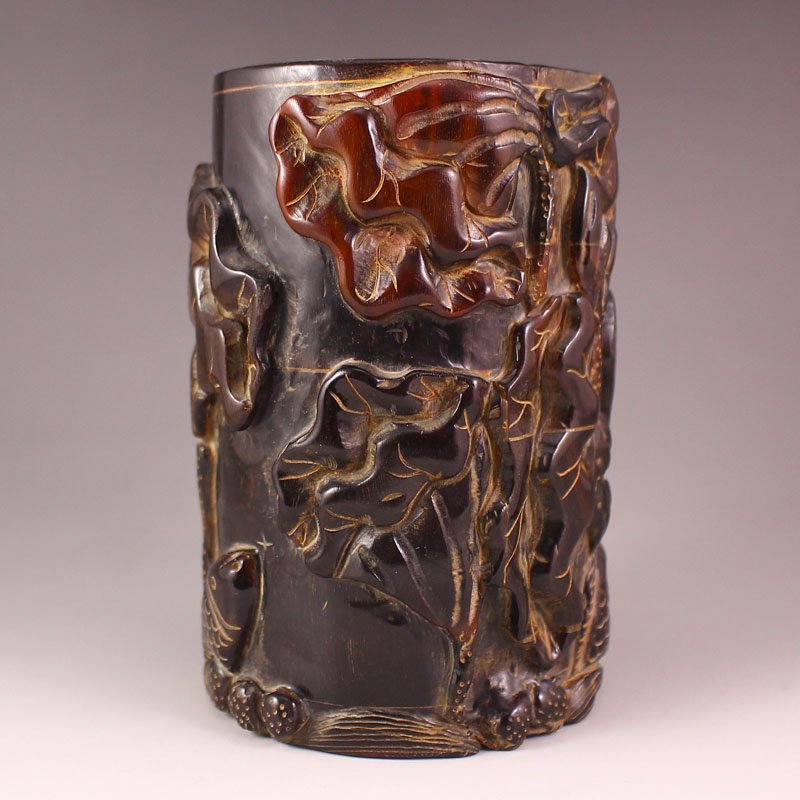 Chinese Ox Horn Low Relief Brush Pot - Fish & Lotus: Chinese Ox Horn Low Relief Brush Pot - Fish & Lotus Dimension: 125*85*85(mm)4.92*3.35*3.35 (in) Weight 0.69 lbs/314 g Tips about horn sculpture Horn sculpture has a long history. The horn sculpture is