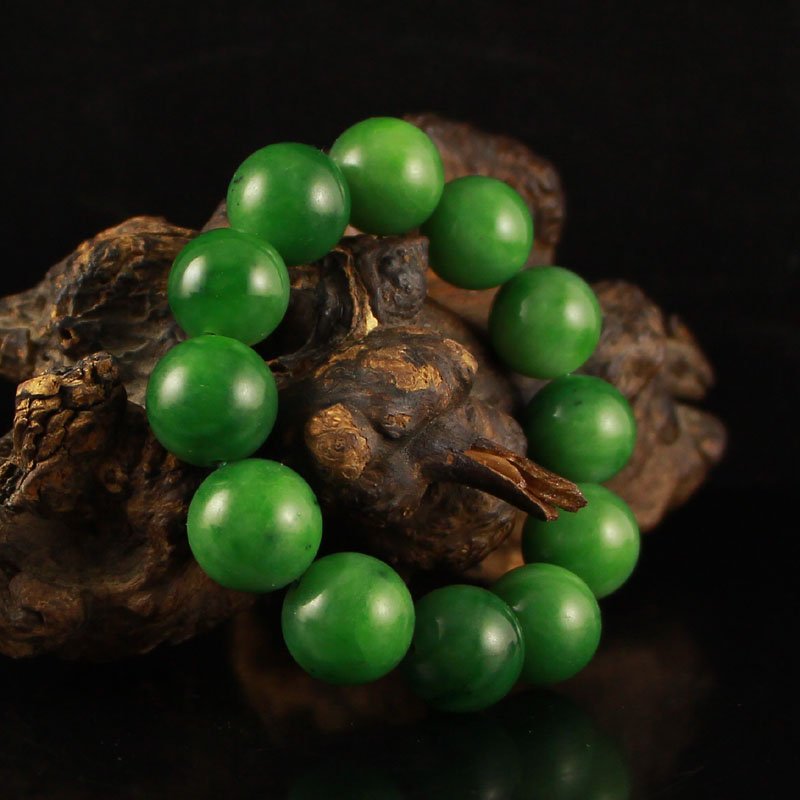 Chinese Green Hetian Jade Beads Bracelet (1 of 6)