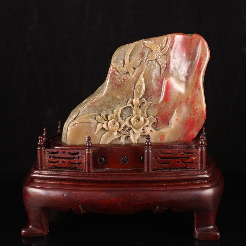 Chinese Natural Chicken Blood Stone Statue - Flower (1 of 9)