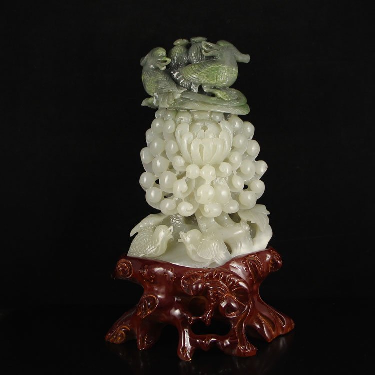 Chinese Hetian Jade Statue - Magpie & Chrysanthemum (1 of 9)