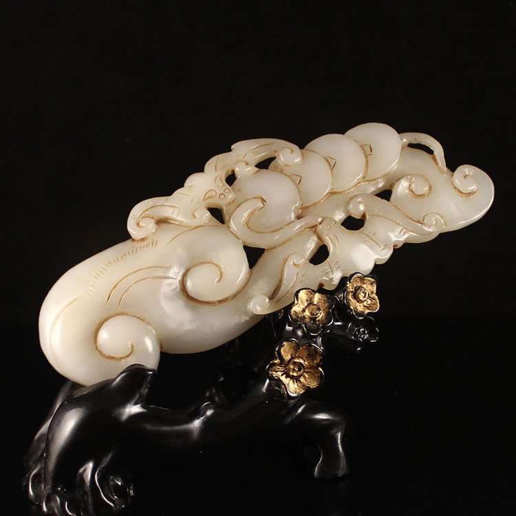 Vintage Chinese Hetian Jade Ruyi Statue w Bat (1 of 6)