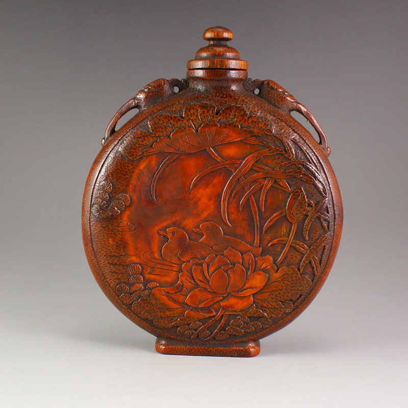 Chinese Bamboo Root Big Snuff Bottle (1 of 8)