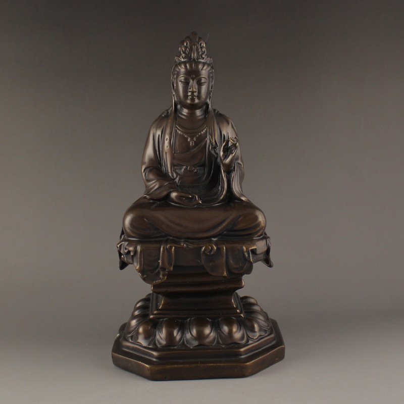 Vintage Chinese Bronze Kwan-yin Statue (1 of 8)