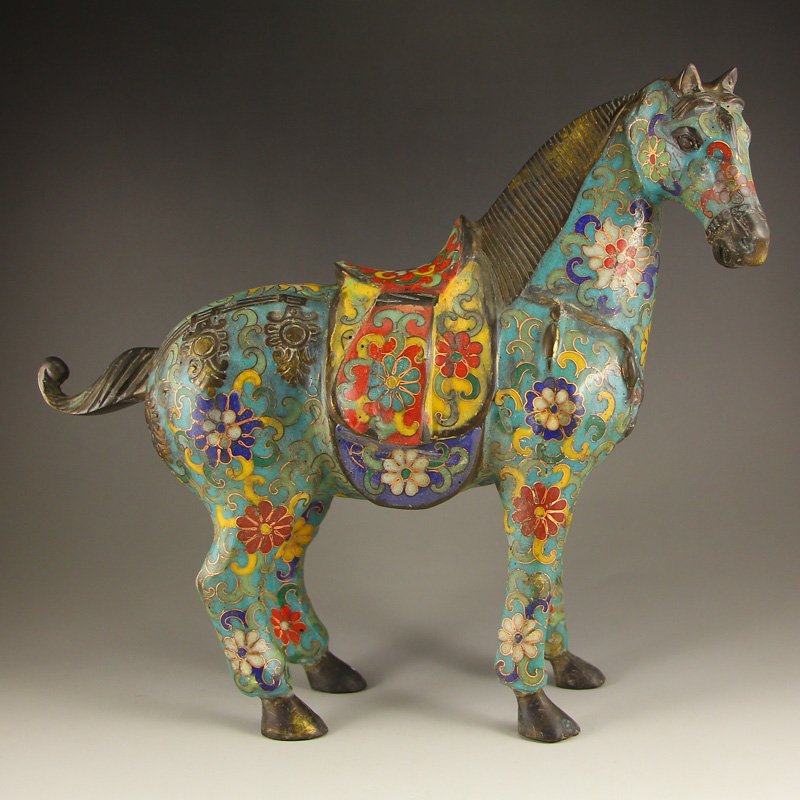 China Bronze Cloisonne Inlay Silver Wire Statue - Horse: 中國清代 青銅景泰藍鑲嵌銀絲馬雕像 Chinese Bronze Cloisonne Inlay Silver Wire Statue - Horse Dimension: 2