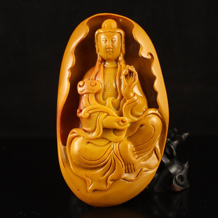 Chinese Natural Jade Pendant Carved Kwan-yin (1 of 6)