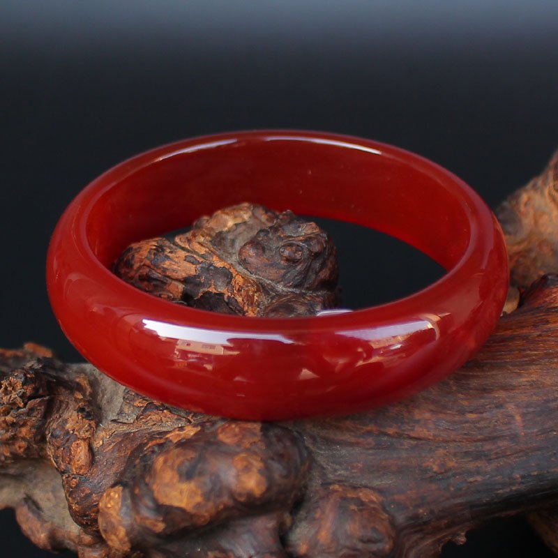 Inside Diameter 62 mm Chinese Rad Agate Bracelet: Inside Diameter 62 mm Chinese Rad Agate Bracelet W Certificate Dimension: 62x17x7(mm) 2.44x0.77x0.28(inches) Weight 0.13 lbs/58 g The total weight does not include the base. The base is not included a