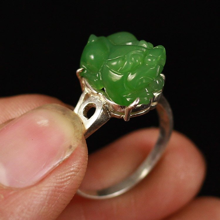Chinese Sterling Silver Inlay Green Hetian Jade Ring (1 of 4)