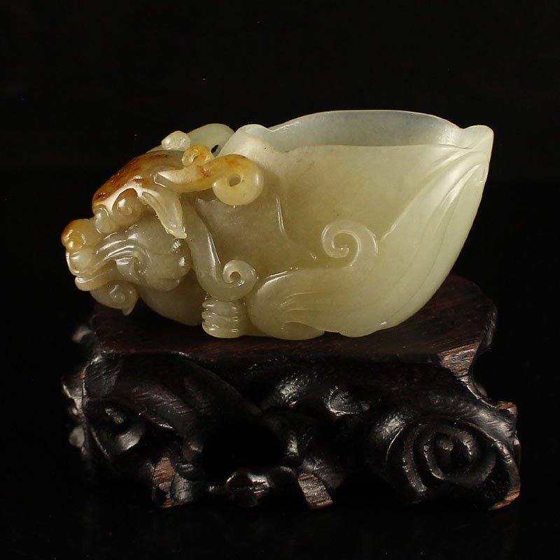 Chinese Hetian Jade Dragon Head Cup (1 of 9)