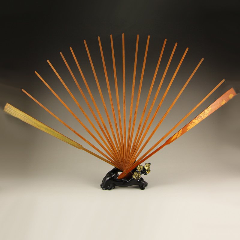 Chinese Qing Dynasty Bamboo Fan Shelf (1 of 6)
