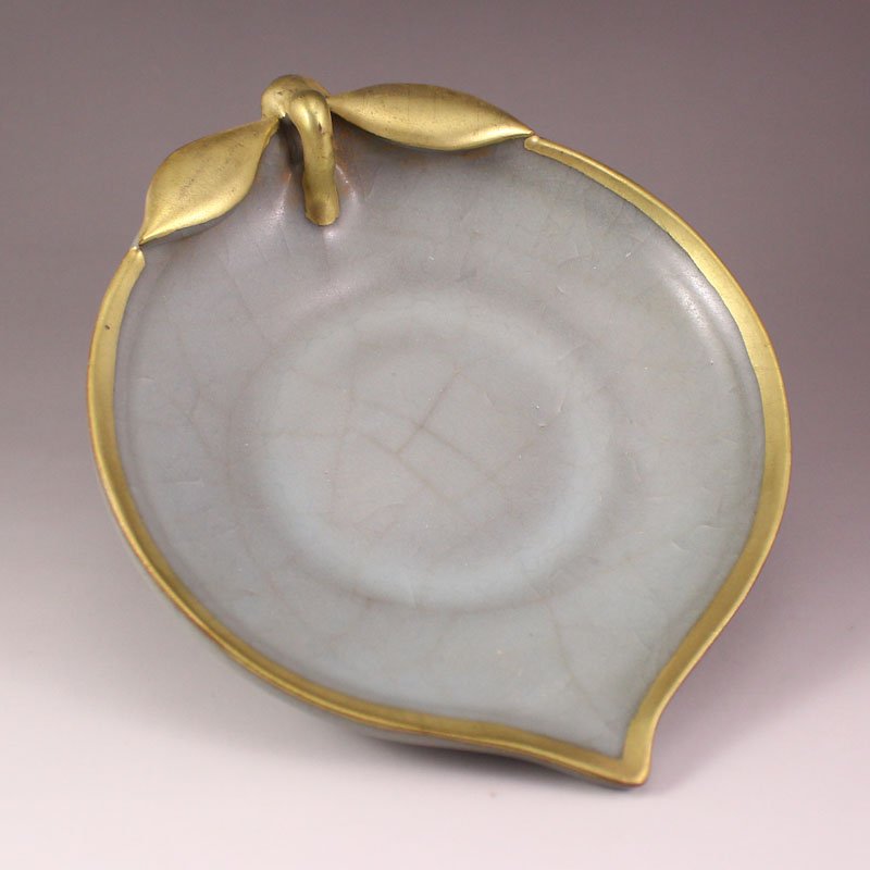 Chinese Gilt Gold Long Quan Kiln Porcelain Plate (1 of 6)