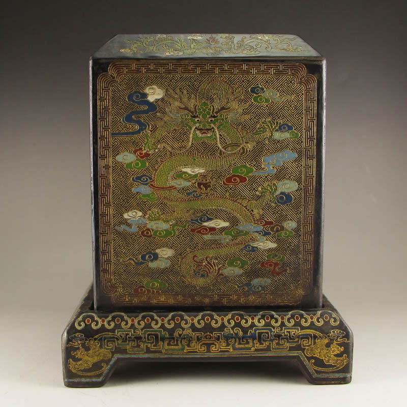 Chinese Hard Wood Lacquerware Seal Box w Dragons (1 of 7)
