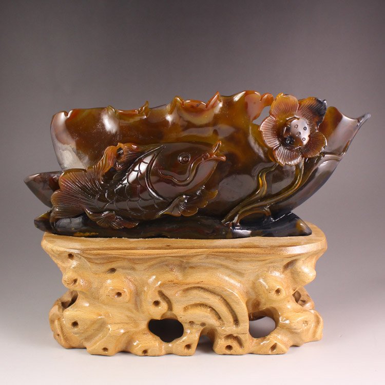 Chinese Natural Agate Statue - Carp & Lotus (1 of 7)