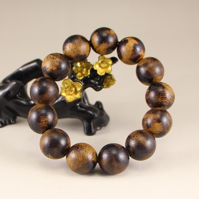Superb Chen Xiang Wood Beads Bracelet (1 of 6)
