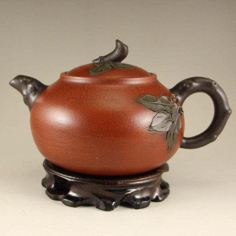 Chinese Yixing Zisha Clay Teapot w Artist Signed: Chinese Yixing Zisha Clay Teapot w Artist Signed Dimension: 175x115x110(mm) 6.89x4.53x4.33(inches) Weight: 0.77 lbs/351 g The total weight does not include the base. The base is not included after you