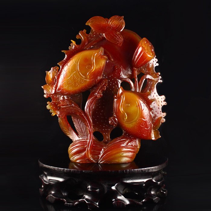Chinese Agate Statue w Fish & Lotus Flowers (1 of 5)