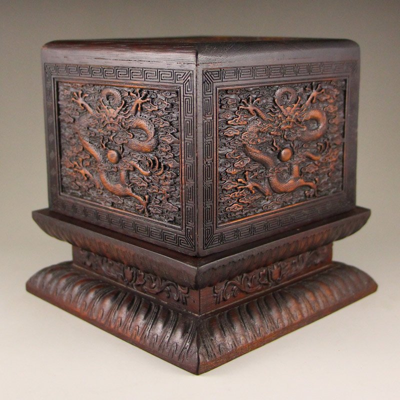 Vintage Chinese Zitan Wood Seal Box w Dragons & Balls: 中國清代 紫檀木 祥龍印章盒 Vintage Chinese Zitan Wood Seal Box w Dragons & Balls Dimension: 155x153x153(mm)6.10x6.10x6.02(inches