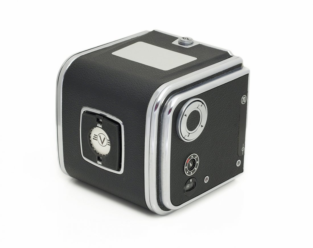 Hasselblad A70 Film Back Magazine 70: Estimated Price: 40 - 87 EUR