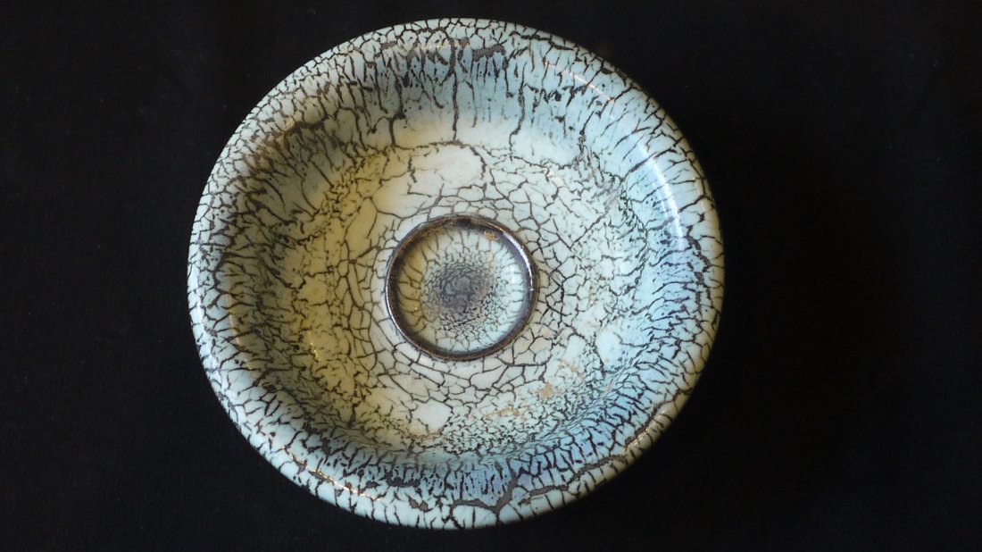 A PAIR OF ROBIN EGG GLAZED BASINS: upper diameter 13.5cm, bottom diameter 5.5cm.炉钧釉文盘（一对）