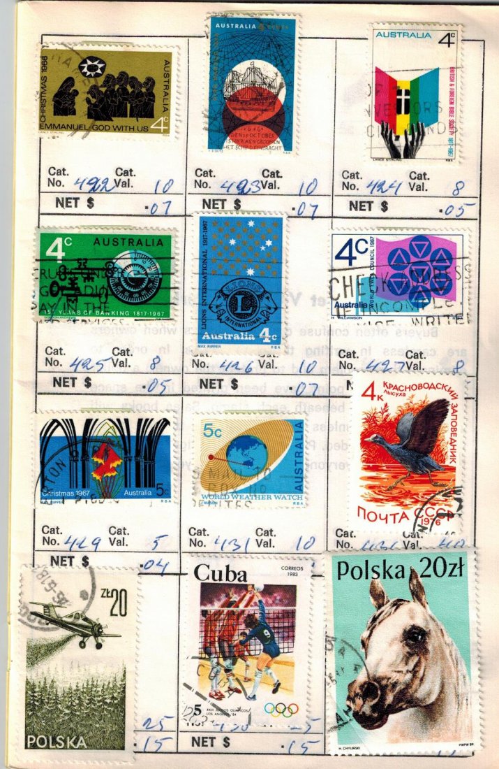 Postage Stamp Booklet: Stamp book from Royal Philatelic Society of Canada 16 page in total. 集邮册共16页