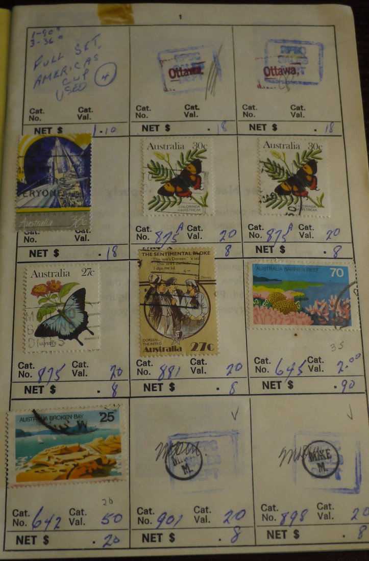 Postage Stamp Booklet: Stamp book from Royal Philatelic Society of Canada 13 page in total. 集邮册共13页