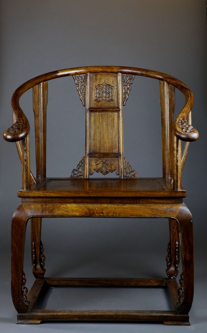 Jin Si Nan Furniture: 老金丝楠家具。老金丝楠座椅一对及茶几一个。目前，市