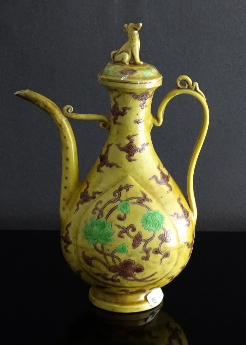 Yellow Base Three Colour Porcelain Flogon --ZhengDe: the three color porcelain uses yellow, green and purple as the three main color, this technic start from Ming dynasty, Size 27cm 三彩瓷因不用红色，
