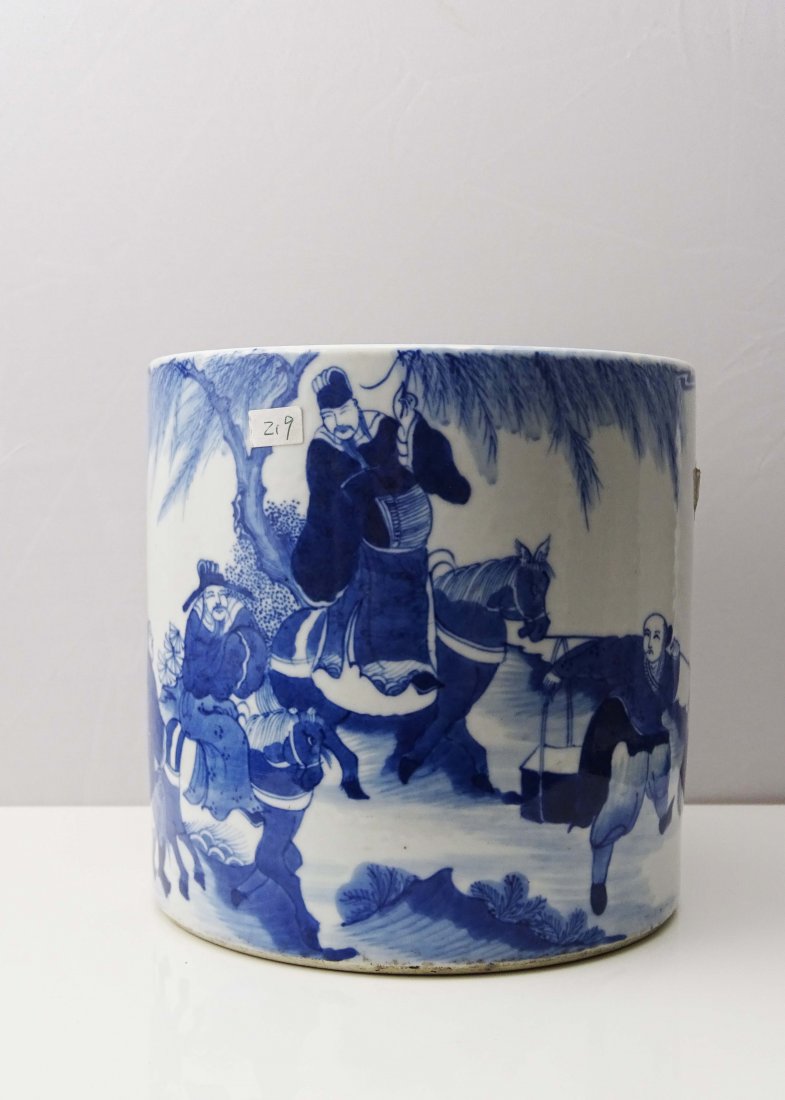 Blue and White Glaze Pen Container (1 of 3)