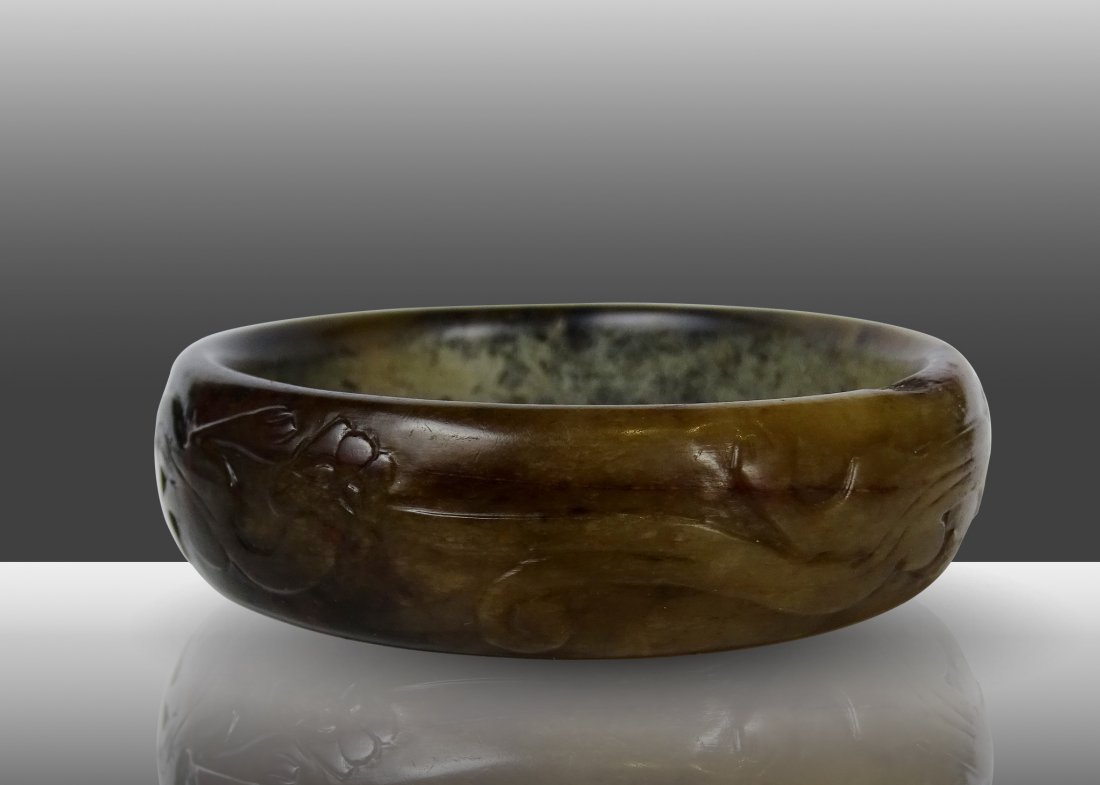 Warring state period Jade Dragon Pattern Bracelet (1 of 1)