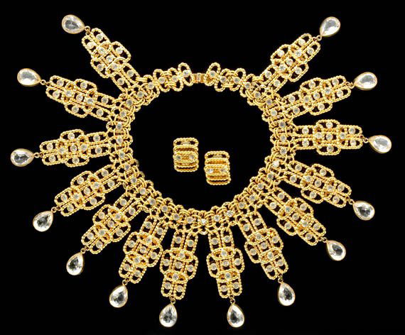 Wm de Lillo Geometric Festoon Necklace and Earrin: Wm de Lillo Geometric Festoon Necklace and Earrings Designed by Robert F. Clark, American, 1969 Interlaced twisted oval wire links hand soldered forming geometric trellised motifs ornamented with Swa