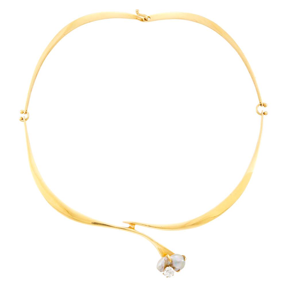 Ed Wiener Modernist Gold, Baroque Cultured Pearl and: Ed Wiener Modernist Gold, Baroque Cultured Pearl and Diamond Necklace 14 kt., composed of elongated polished tapered wavy gold links joined by small c-shaped links tipped by balls, centering one baroq