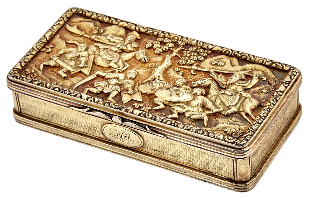 A Chinese Export Silver-Gilt Snuff Box Mark of P (1 of 5)