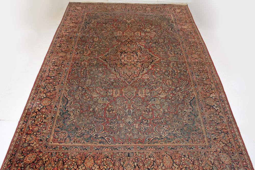 Sarouk Carpet (1 of 2)